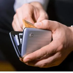 Ögon Designs Smart Credit Card Case V2 - Cartera de Aluminio